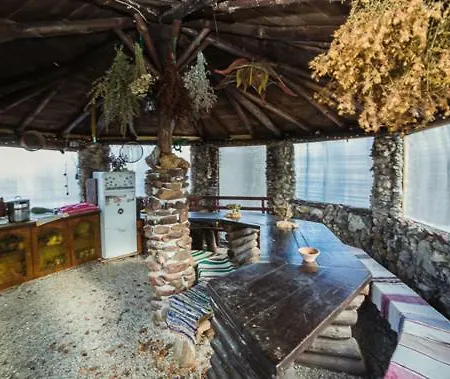 Holliday House Kaskade Otuce Chalet *