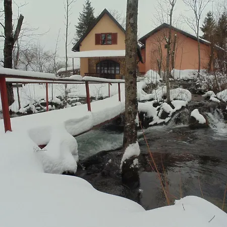 Chalet Holliday House Kaskade Otuce